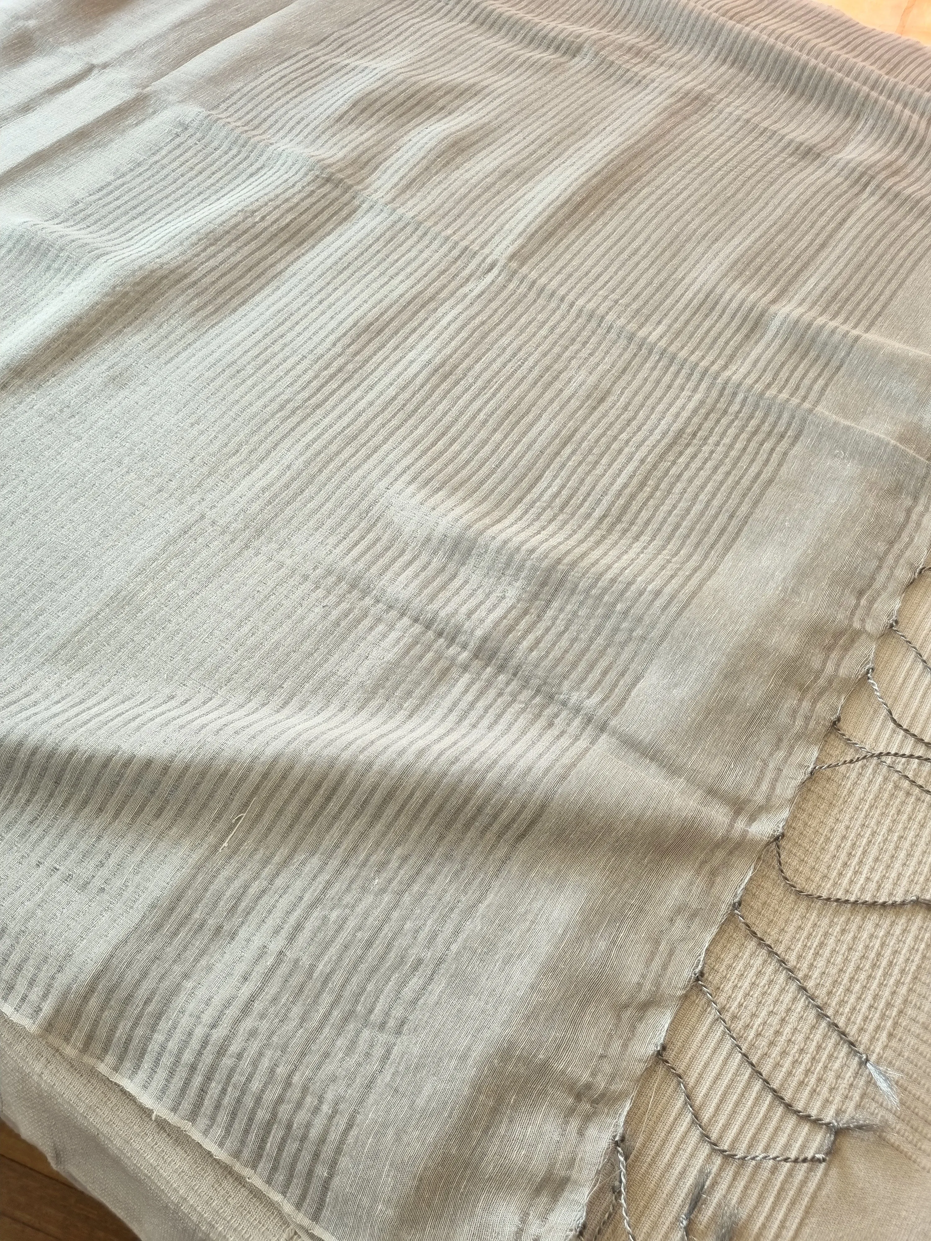Borderless Silver Linen Tissue Saree