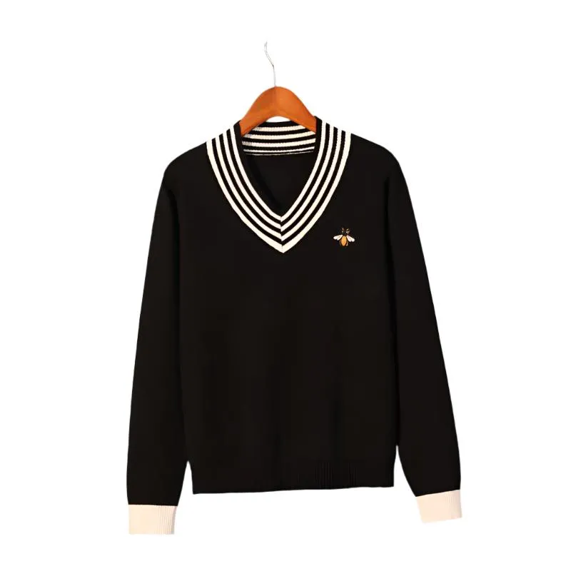 Embroidered Bee Pullover Bottoming Shirt, Unisex Soft Sweater