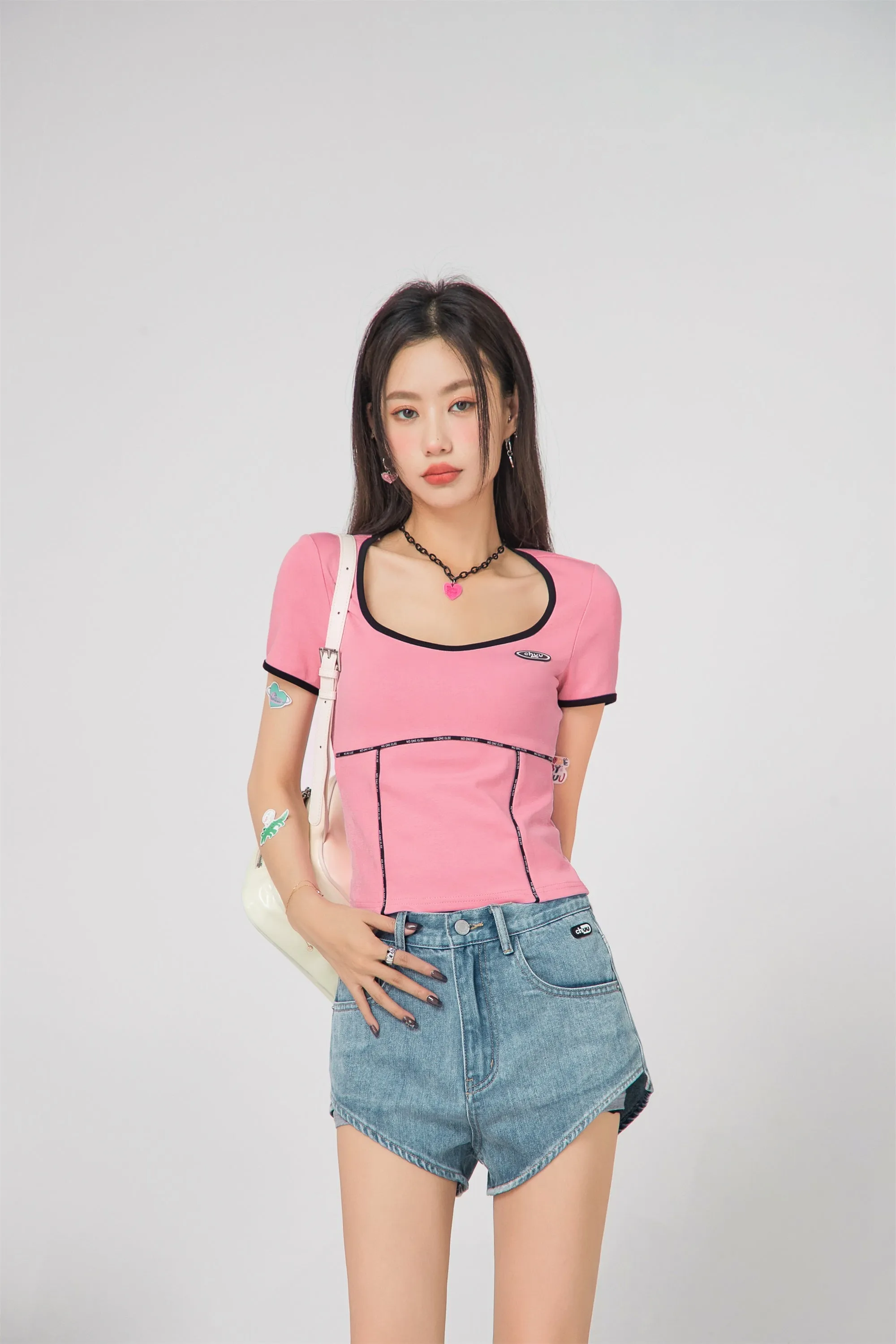 Square Simple Line T-Shirt